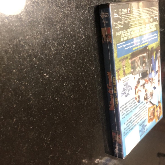 Brand new Wallace and Gromit the curse of the where rabbit DVD fullscreen - Picture 3 of 4